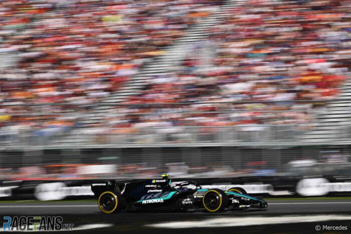 Antonelli wins fourth race in a row after power unit failure ends Russell scrap | 2026 Canadian Grand Prix report
